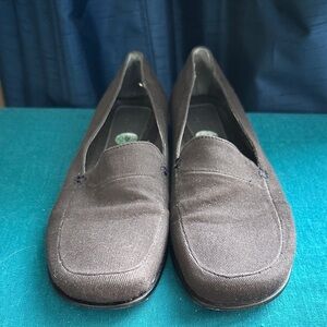 Classic Canvas Comfort Loafers in Gray